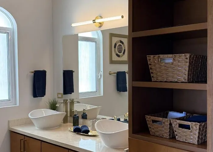 2 6 Bedroom With Pool, Rooftop Jacuzzi And View Apartamento *
